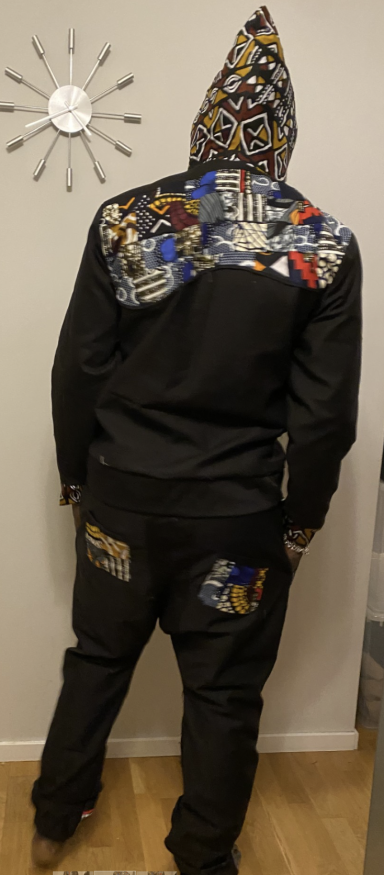 Byxa och luvjacka svart/jeans baksida